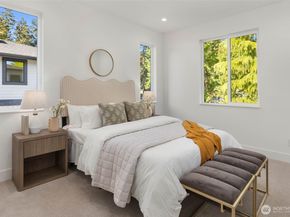 416 155th Avenue SE, Bellevue WA 98007
