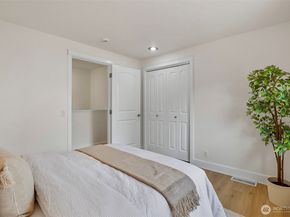 6164 NE 192nd Street, Kenmore WA 98028