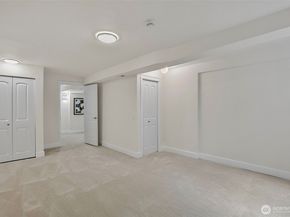 6164 NE 192nd Street, Kenmore WA 98028