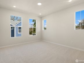 31808 Myrtle #34 Street, Carnation WA 98014