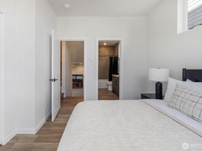 6722 Corson Avenue S B, Seattle WA 98108