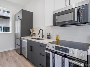 6722 Corson Avenue S B, Seattle WA 98108