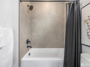 6722 Corson Avenue S B, Seattle WA 98108