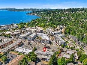11920 98th Avenue NE 211, Kirkland WA 98034