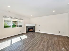 20231 4th Place W, Lynnwood WA 98036