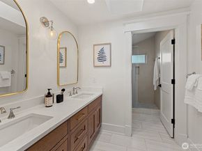 6006 128th Avenue NE, Kirkland WA 98033