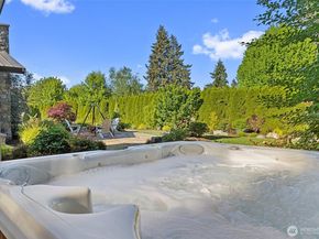 6006 128th Avenue NE, Kirkland WA 98033