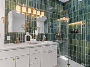 7435 S 118th Place, Seattle WA 98178