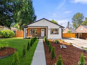 7435 S 118th Place, Seattle WA 98178