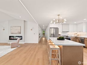 7435 S 118th Place, Seattle WA 98178