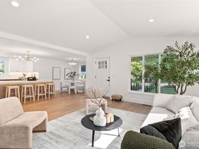 7435 S 118th Place, Seattle WA 98178