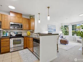 2901 NE Blakeley St 522, Seattle WA 98105
