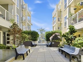 2901 NE Blakeley St 522, Seattle WA 98105
