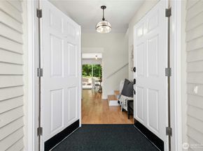 7814 NE 135th Place, Kirkland WA 98034