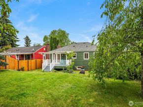 8816 16th Avenue SW, Seattle WA 98106