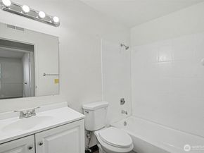 14148 74th Place NE A, Kirkland WA 98034