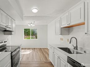 14148 74th Place NE A, Kirkland WA 98034