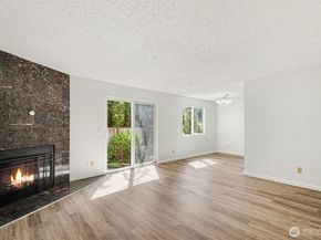 14148 74th Place NE A, Kirkland WA 98034