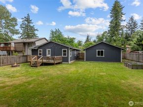 2015 104th Street SW, Everett WA 98204