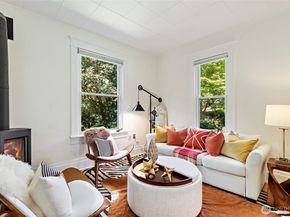 4048 37th Avenue S, Seattle WA 98118