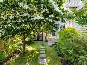 4048 37th Avenue S, Seattle WA 98118