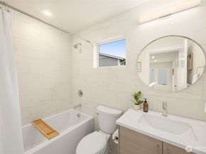 6226 7th Avenue NW C, Seattle WA 98107