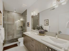 2573 13th Avenue W, Seattle WA 98119