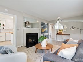 9336 35th Avenue NE, Seattle WA 98115
