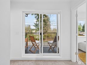221 NE 185th Street A, Shoreline WA 98155