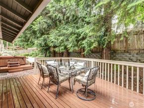 12826 NE 184th Court, Bothell WA 98011