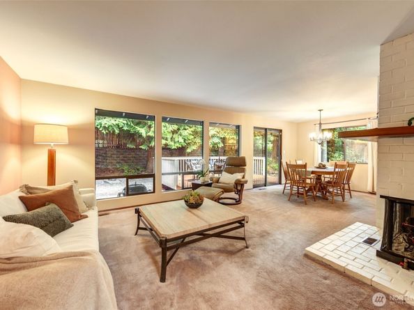 12826 NE 184th Court, Bothell WA 98011