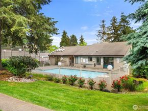 15123 Sunwood Boulevard GG21, Tukwila WA 98188