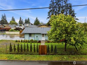 3208 21st Street, Everett WA 98201