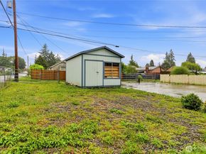3208 21st Street, Everett WA 98201