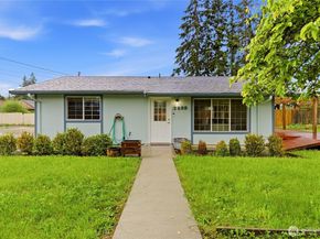 3208 21st Street, Everett WA 98201