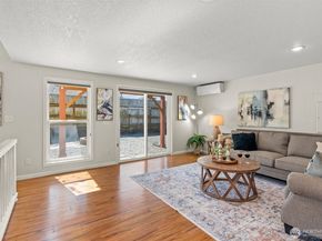 8109 15th Avenue SW, Seattle WA 98106