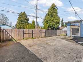 8109 15th Avenue SW, Seattle WA 98106
