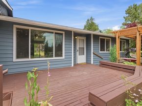 20122 32nd Avenue W, Lynnwood WA 98036