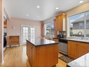 21612 129th Avenue SE, Kent WA 98031