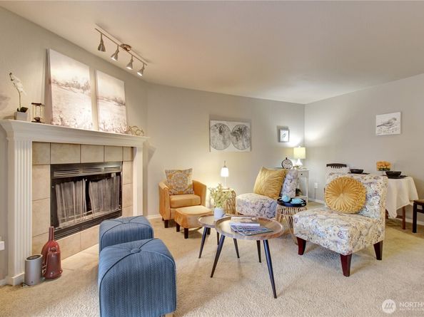 1126 N 198th Street B302, Shoreline WA 98133