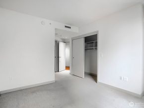 10650 NE 9th Place 1520, Bellevue WA 98004