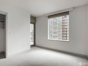 10650 NE 9th Place 1520, Bellevue WA 98004