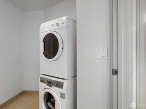 10650 NE 9th Place 1520, Bellevue WA 98004