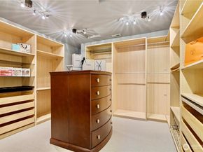 2 Crescent Key SE, Bellevue WA 98006
