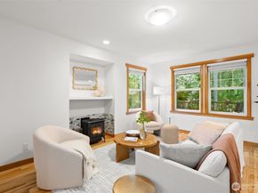 1328 Stonecress Lane NE, Bainbridge Island WA 98110