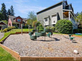 1328 Stonecress Lane NE, Bainbridge Island WA 98110