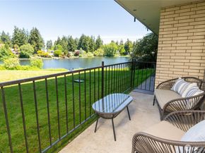 322 N 134th Street 104, Seattle WA 98133