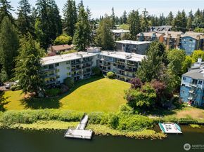322 N 134th Street 104, Seattle WA 98133