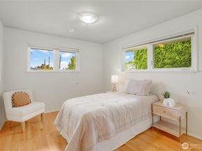 10417 76th Avenue S, Seattle WA 98178