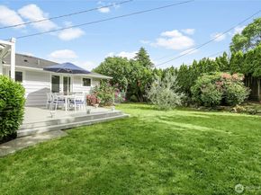10417 76th Avenue S, Seattle WA 98178